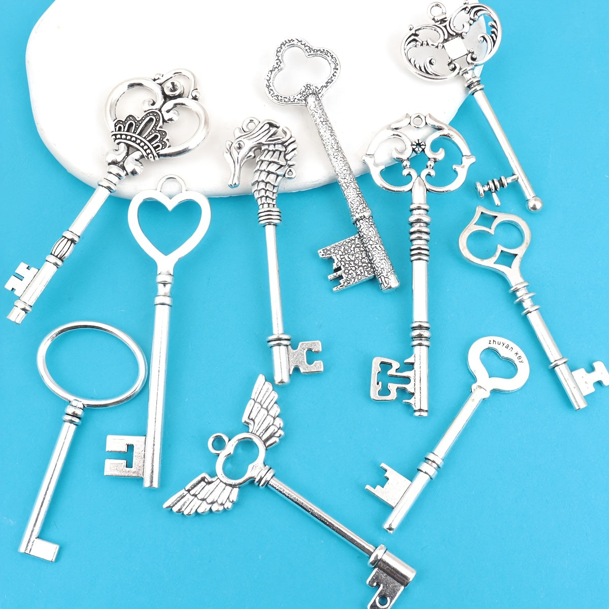 10pcs (No Repeat) Vintage Skull Key Set Steampunk Key Pendant, Antique Bronze/Antique Silvery DIY Key Pendant, Suitable for Jewelry Making