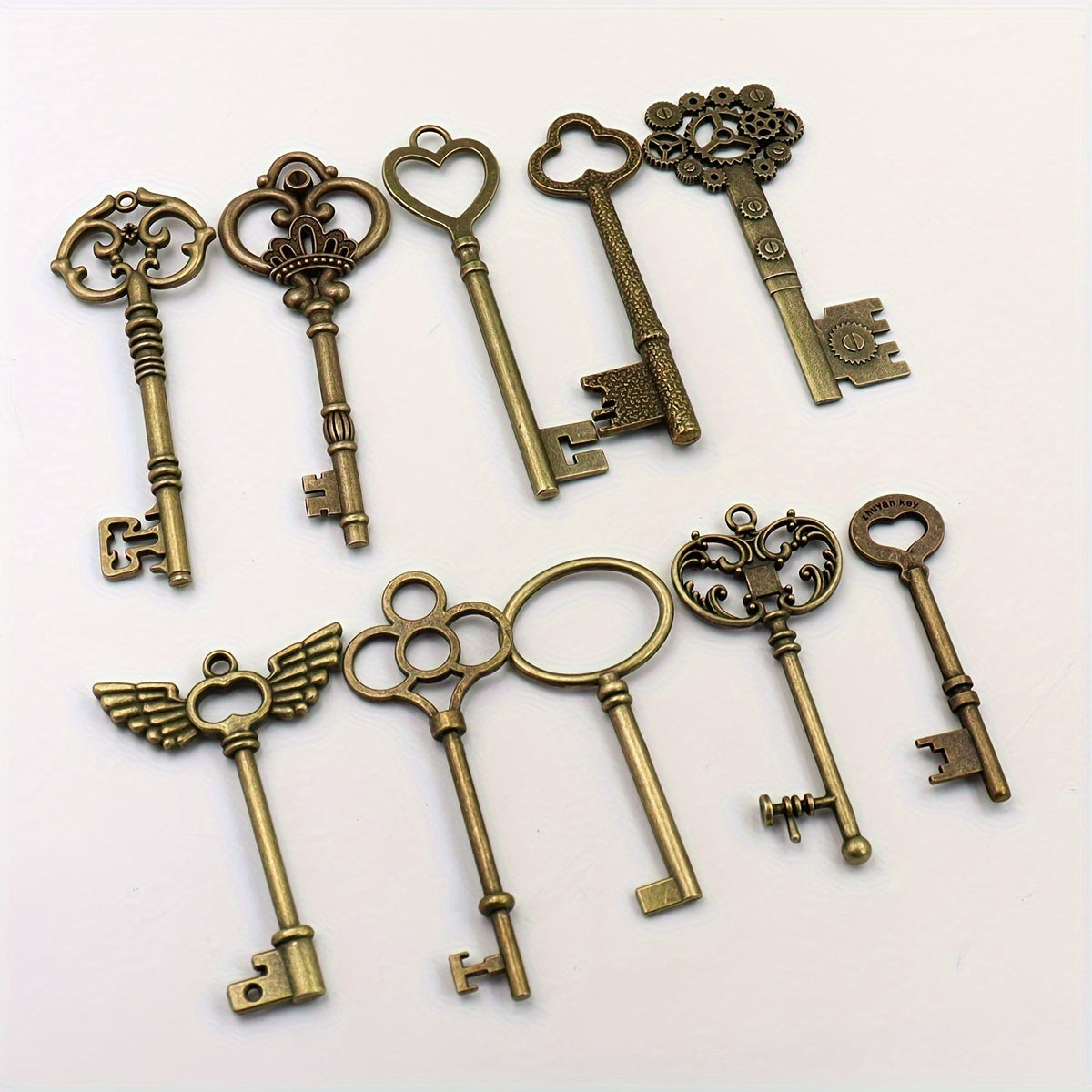 10pcs (No Repeat) Vintage Skull Key Set Steampunk Key Pendant, Antique Bronze/Antique Silvery DIY Key Pendant, Suitable for Jewelry Making