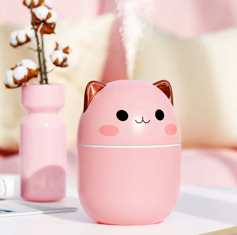 Pure Air and Health First: Transform Your Space with the 250ml Cute Cat Humidifier!