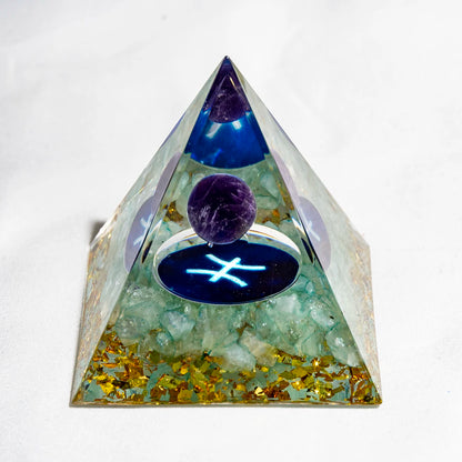 Natural Crystal Energy Generator Pyramid Peridot Amethyst Reiki Healing Chakra Resin Pyramid Egyptian Decor Room Decoration 1pc
