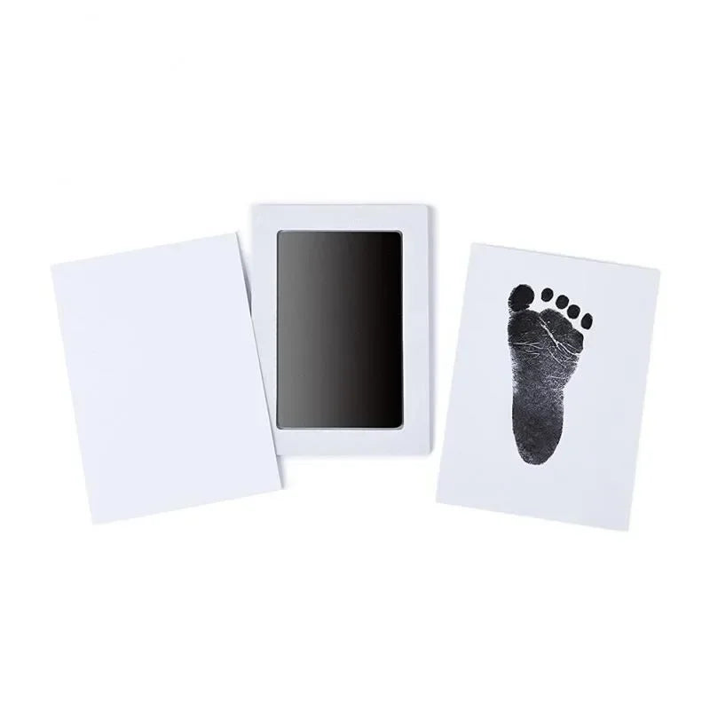 Forever Preserve Your Baby's Touch of Love: Handprint Photo Frame Kit – No Ink, No Mess, Just Lasting Memories!