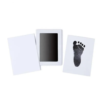Forever Preserve Your Baby's Touch of Love: Handprint Photo Frame Kit – No Ink, No Mess, Just Lasting Memories!