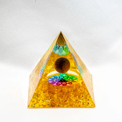 Natural Crystal Energy Generator Pyramid Peridot Amethyst Reiki Healing Chakra Resin Pyramid Egyptian Decor Room Decoration 1pc