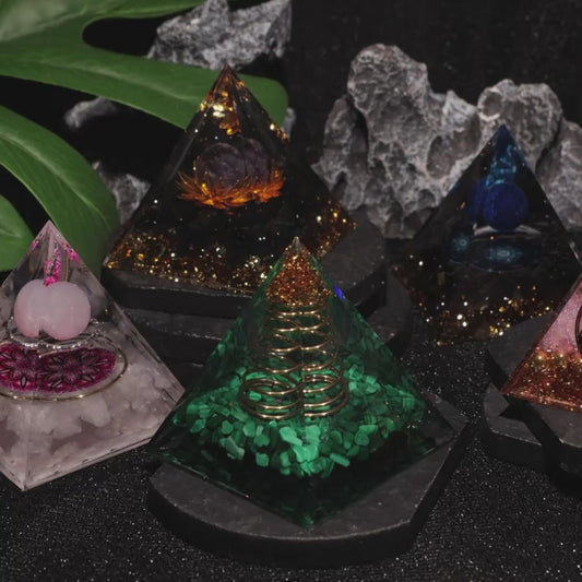 Pyramide Orgonite Lapis-Lazuli  Équilibre, Protection et Énergie Pure !